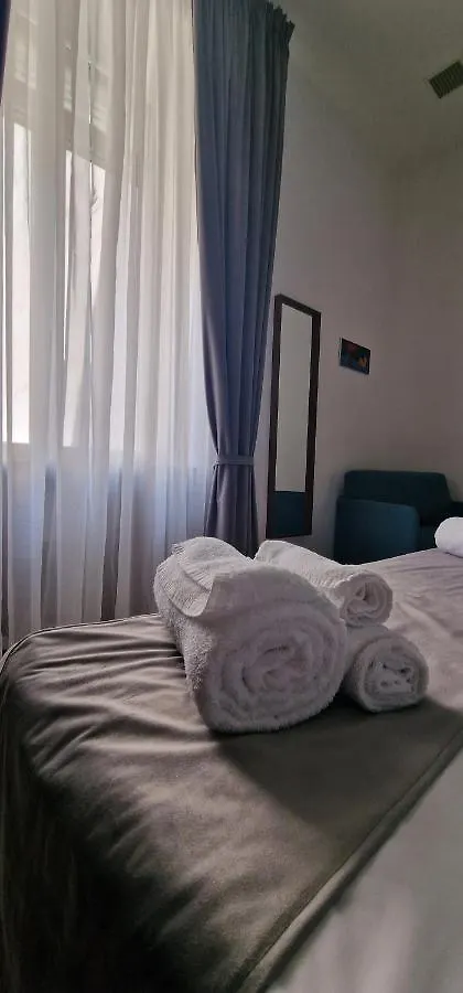 Appartamento B&B La Dimora Di Parthenope 나폴리 0*,  이탈리아
