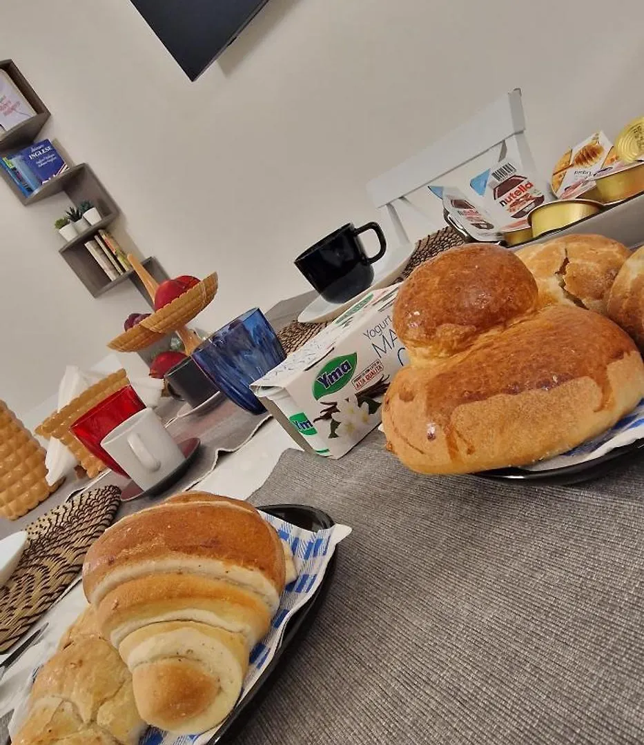 Appartamento B&B La Dimora Di Parthenope 나폴리 0*,  이탈리아