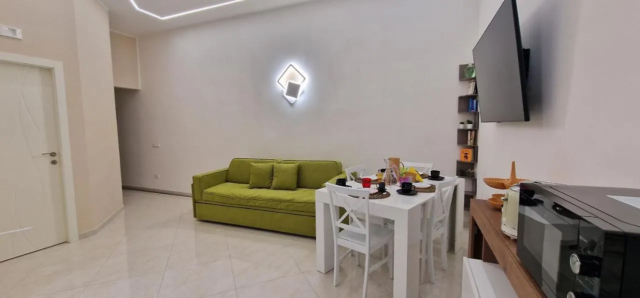 Bed & Breakfast Appartamento B&B La Dimora Di Parthenope Naples Italy